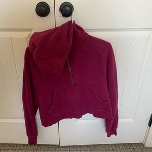 Lulu Lemon 1/4 zip scuba - Size M/L